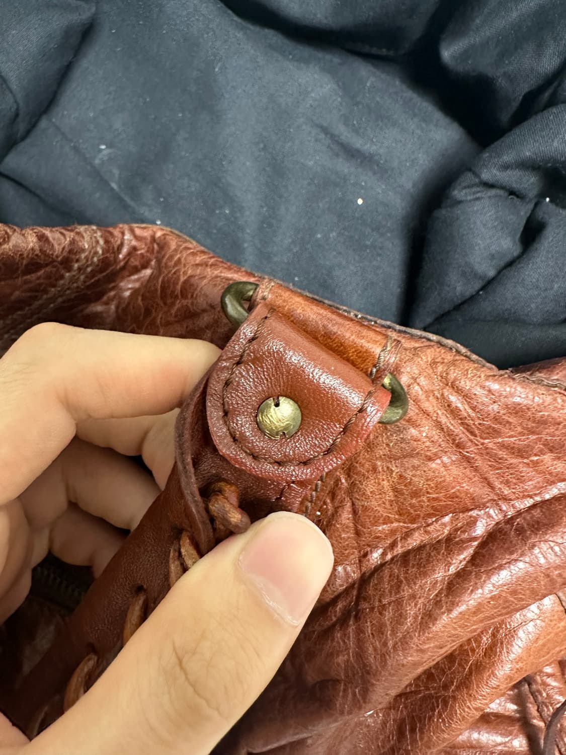 발렌시아가 모터백 위켄더 사이즈  빅백 상품이미지6