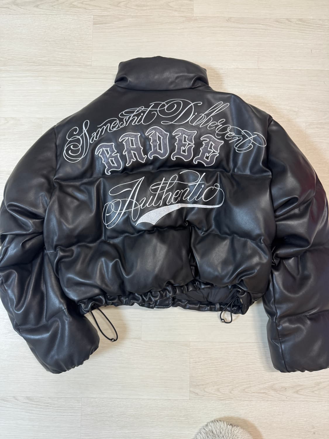 Badee 레더 숏패딩 Gothic Leather Puffer Jacke 상품이미지7