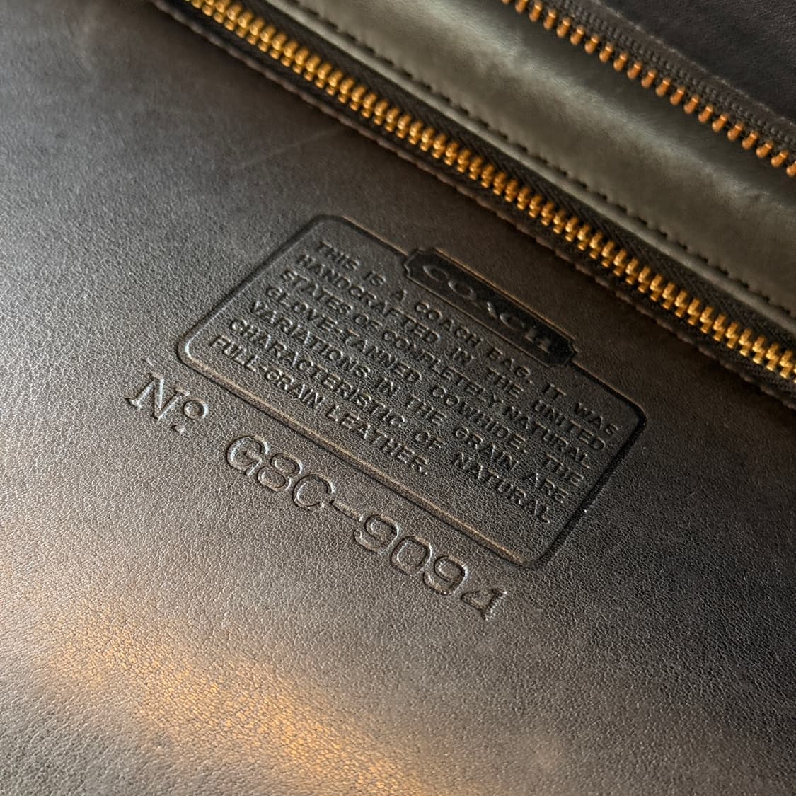 올드 코치 카우 풀그레인 토트백 상품이미지8