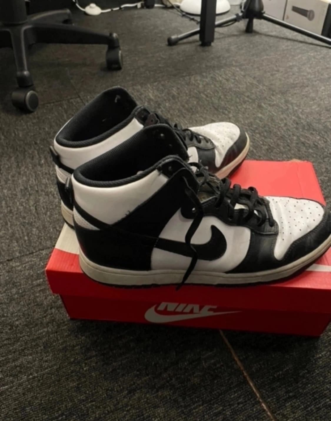 나이키 덩크 하이 레트로 블랙 앤 화이트 280 상품이미지3