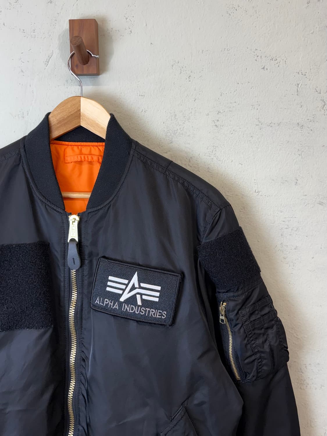 알파인더스트리 MA-1 블랙 자켓 상품이미지3