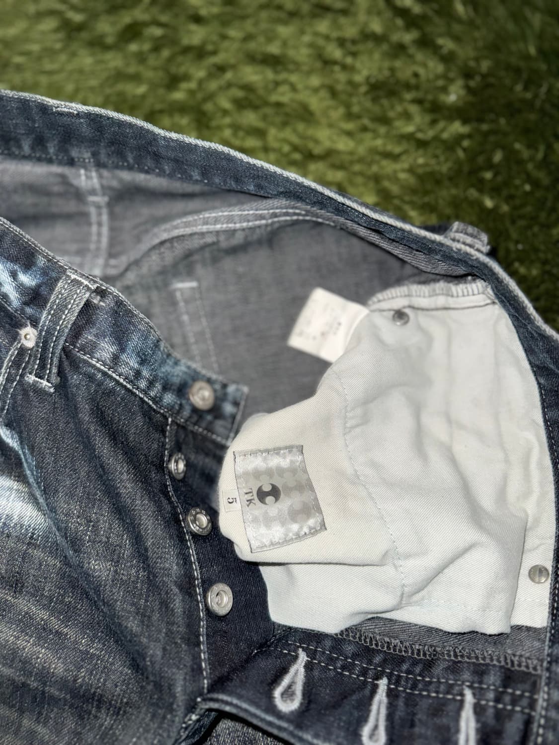 [5] 타케오 키쿠치 Made in Japan 리페어 버튼 플라이 데님 상품이미지4