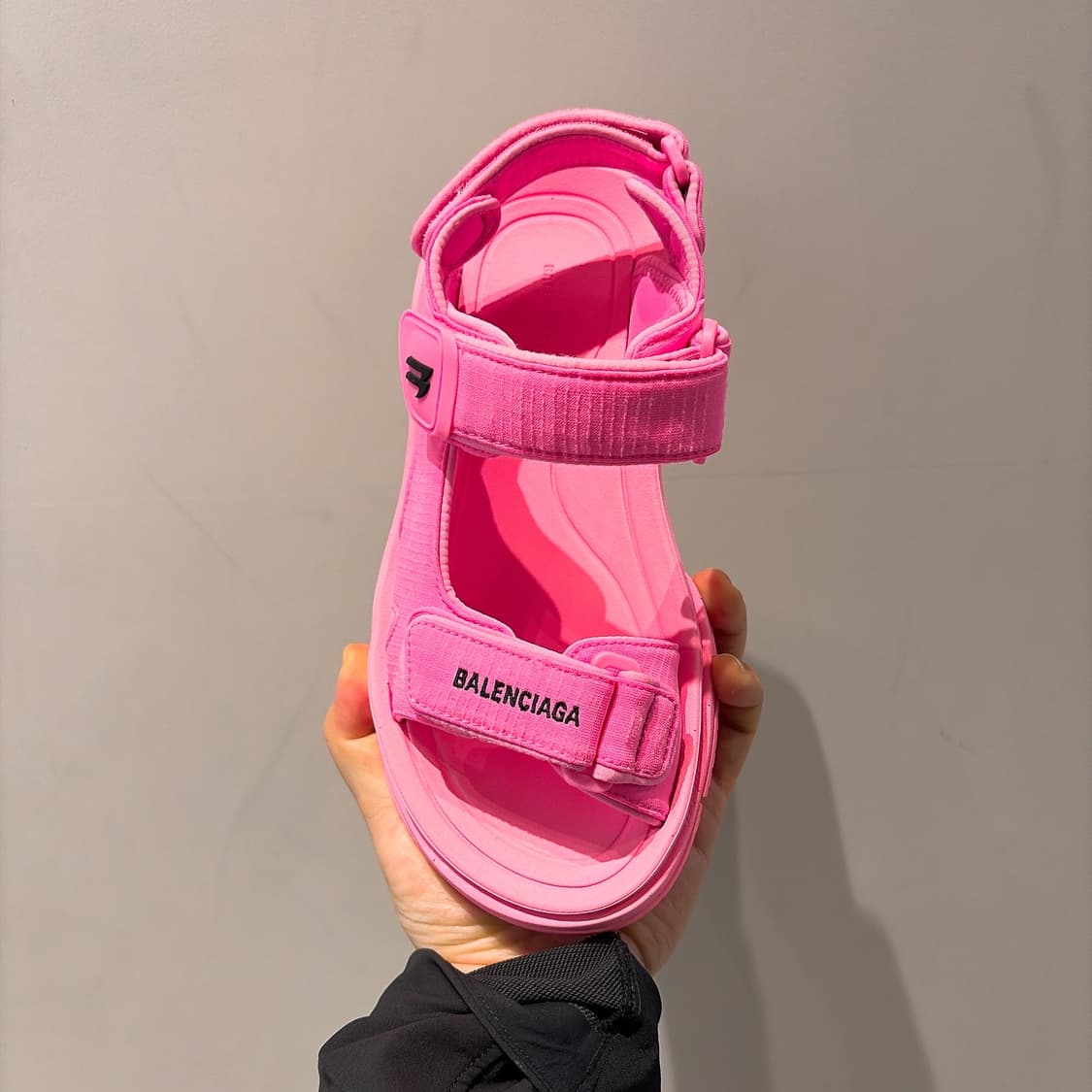 (정품/새상품) BALENCIAGA 발렌시아가 여성 핑크 투어리스트 샌들 상품이미지2