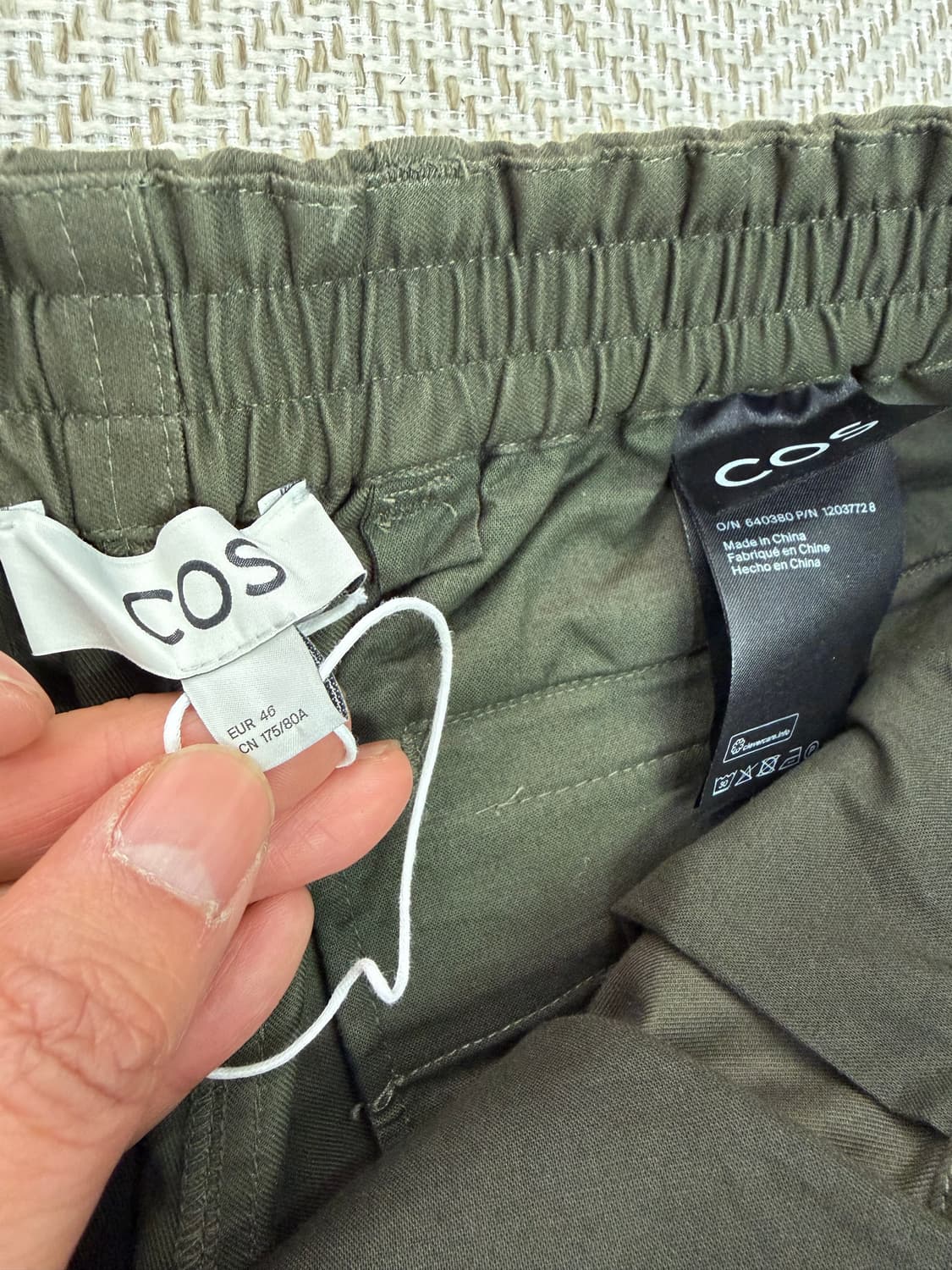 정품) COS 코스 남성 카키색 카고 밴딩 면바지 46 상품이미지6