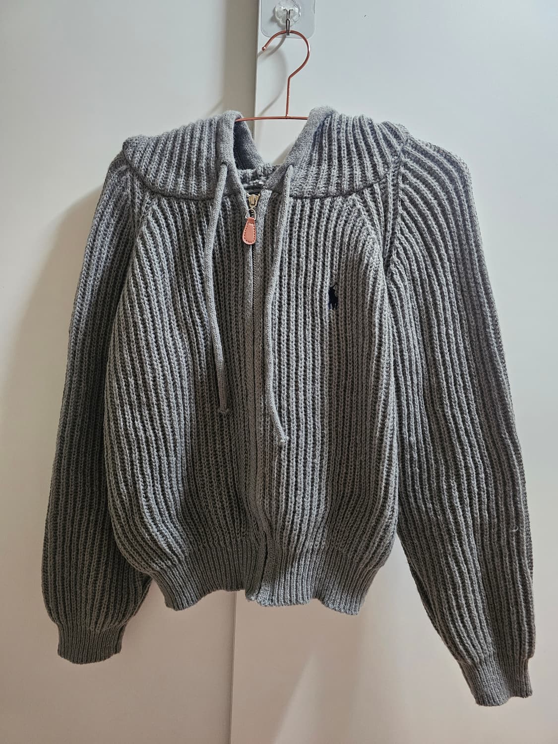 폴로 크롭 니트집업 상품이미지1