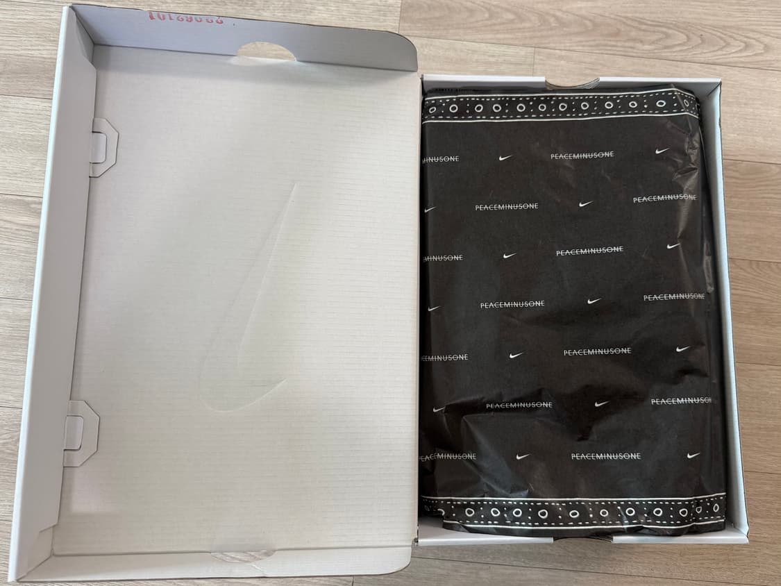 [280] 나이키 X 피스마이너스원 퀀도1 블랙앤화이트 상품이미지7