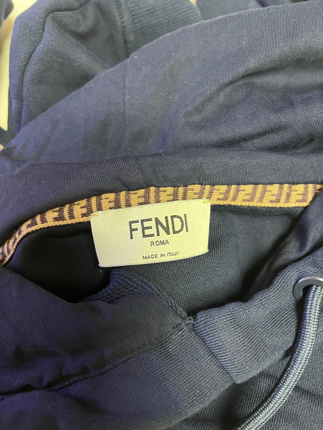 펜디 스웨트 후드티 상품이미지5