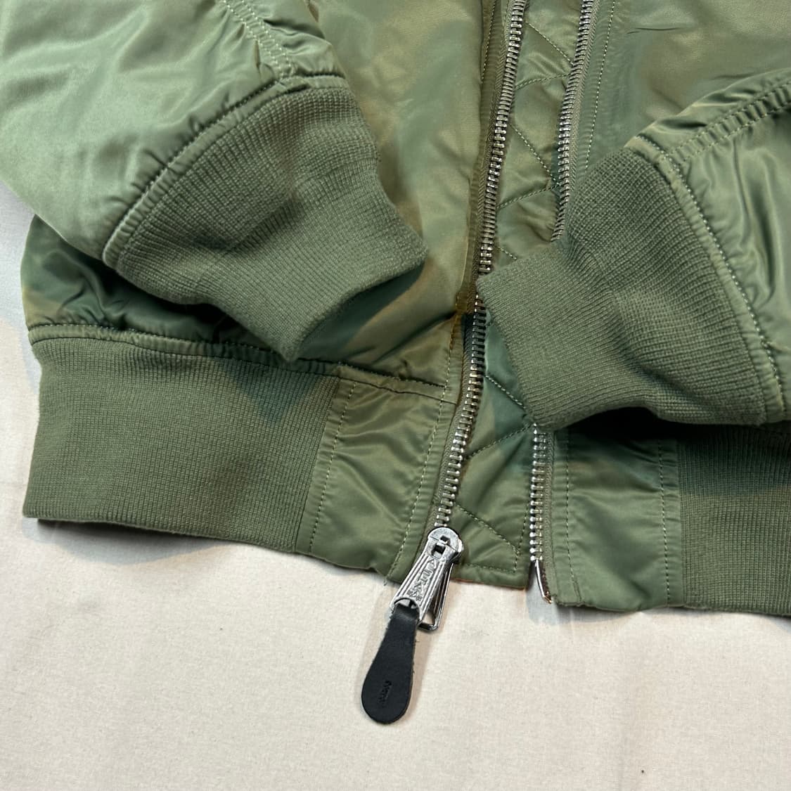 L) 알파인더스트리 MA-1 마원 항공점퍼 올리브 그린 상품이미지5