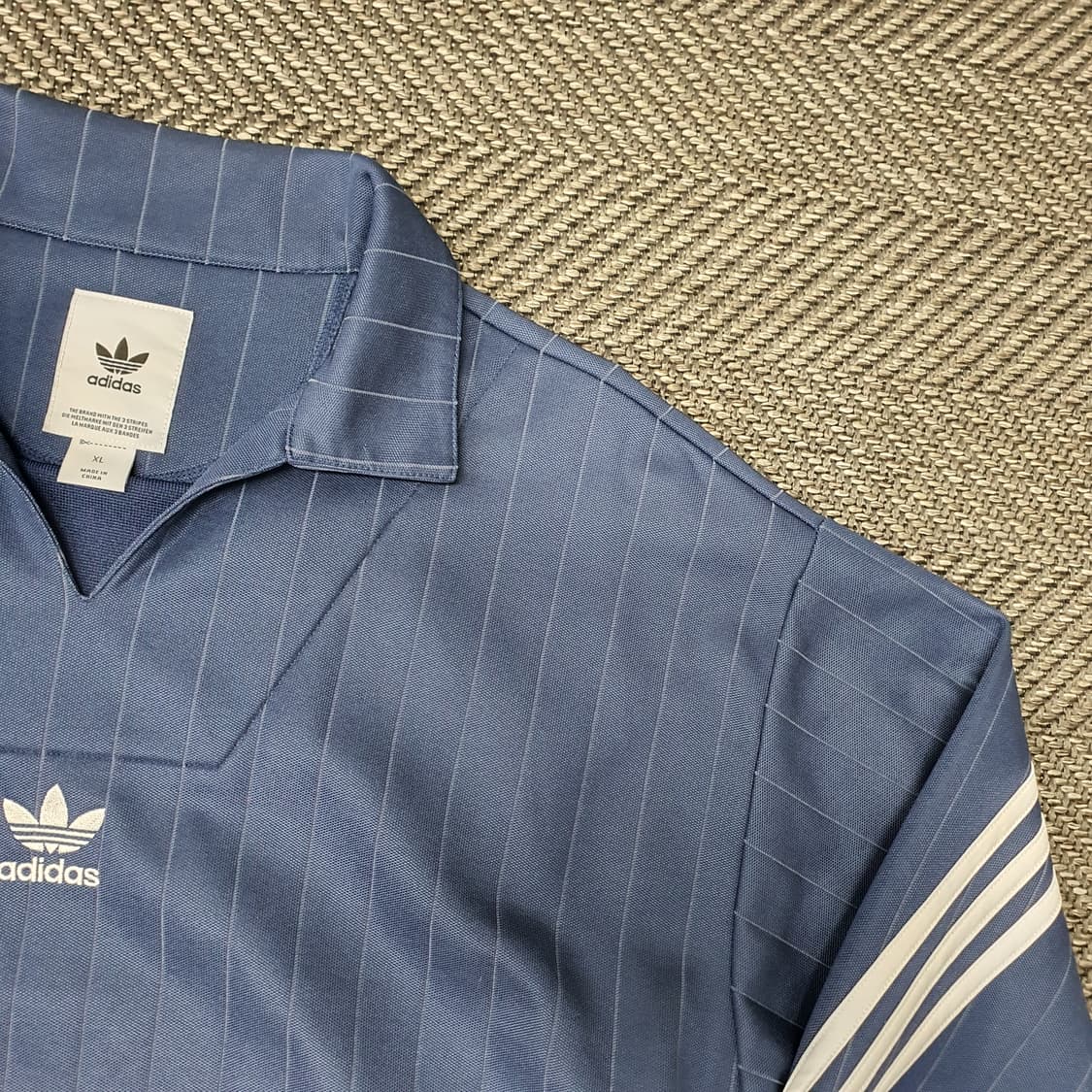 아디다스 풀오버 간절기 긴팔티 남자105 상품이미지3