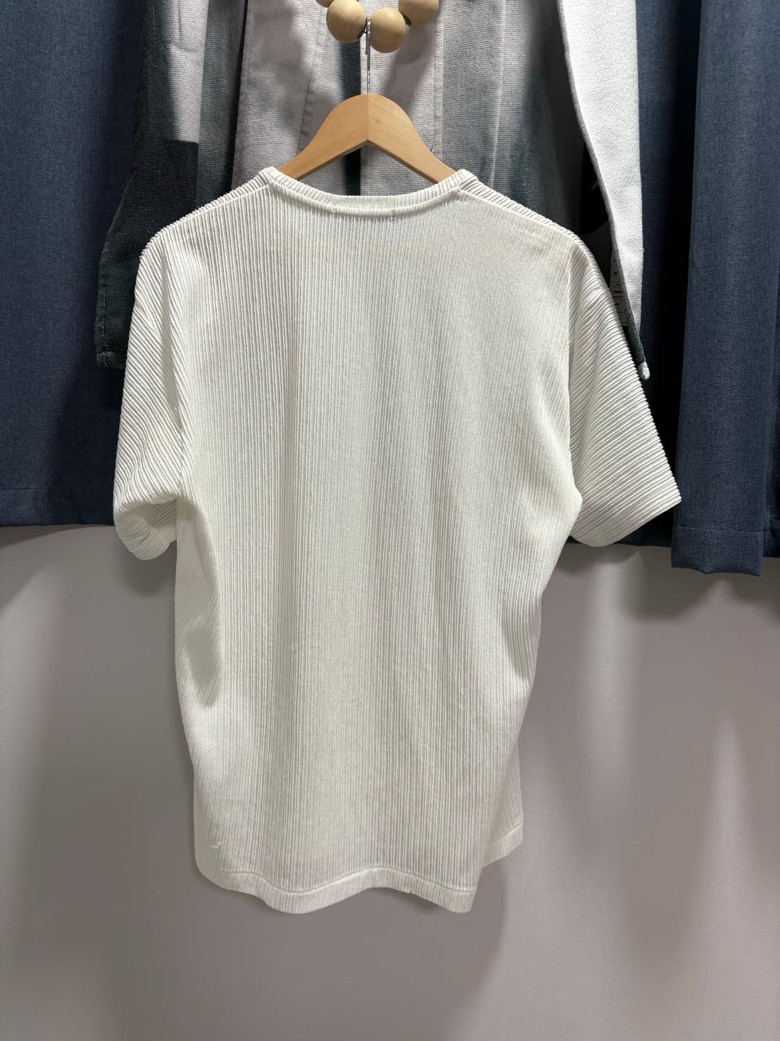 이세이미야케 맨즈 플리츠 반팔 상품이미지2