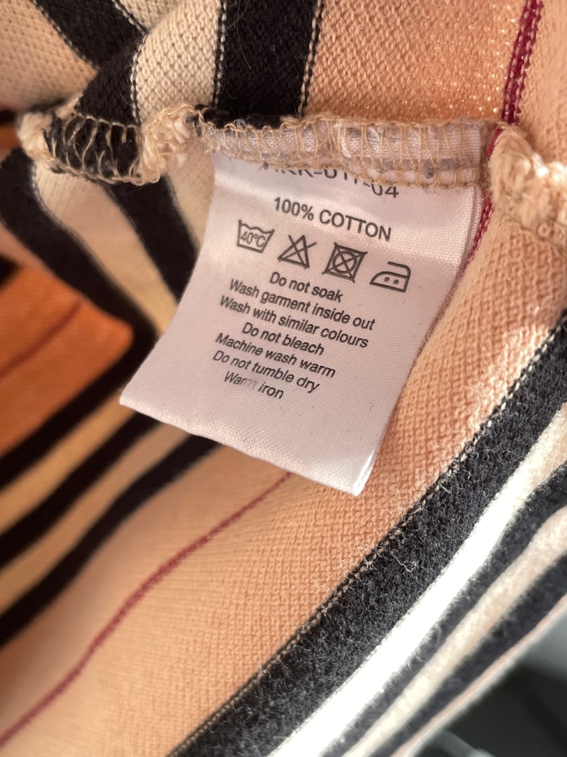 버버리 크레스트 로고 카라 티셔츠 상품이미지7