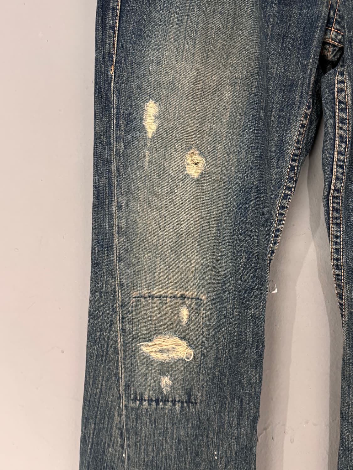 온보드 데미지 부츠컷 데님팬츠  상품이미지3