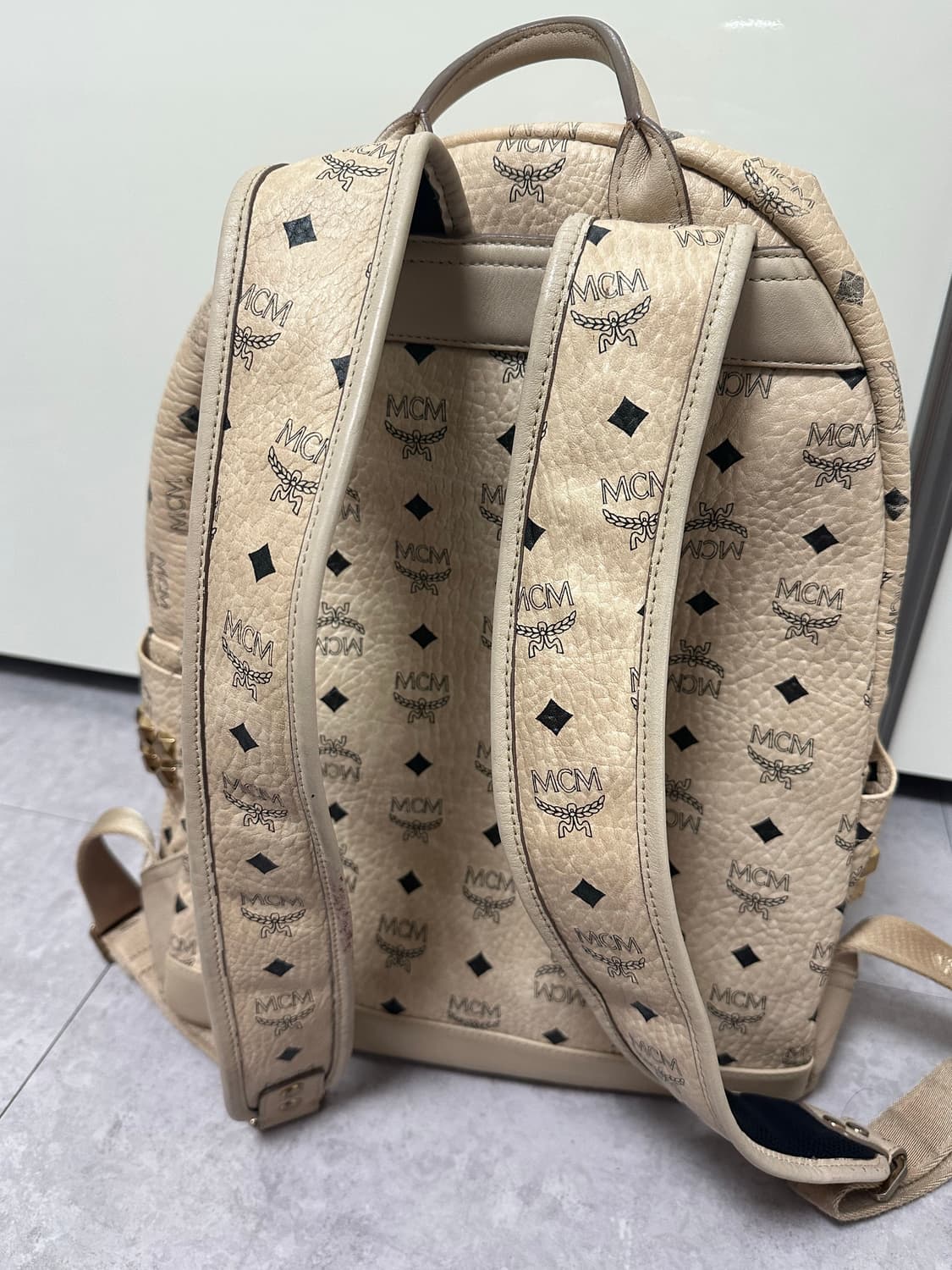 MCM 백팩 베이지 라지 상품이미지5