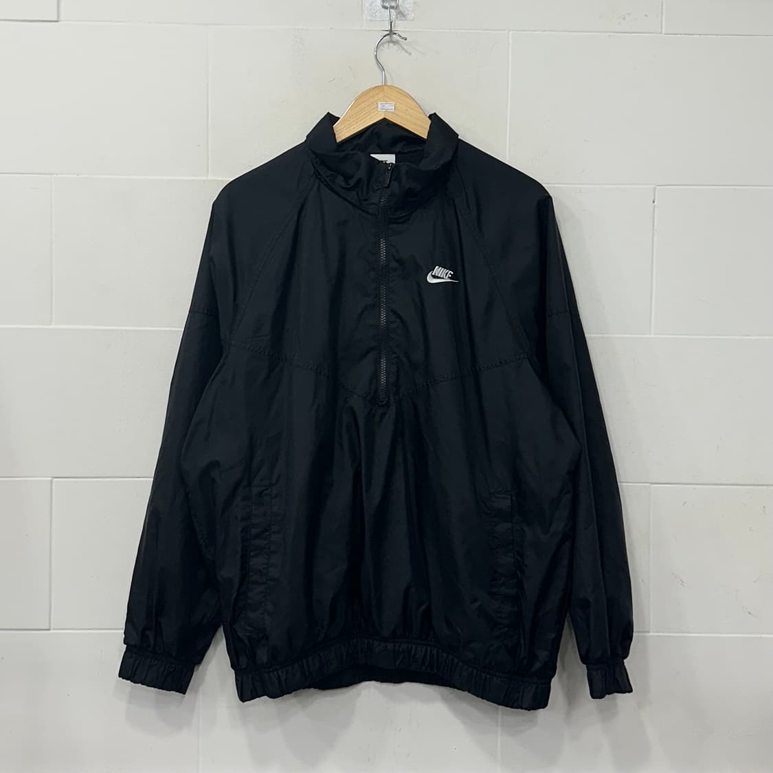 나이키 반집업 바람막이 상품이미지1