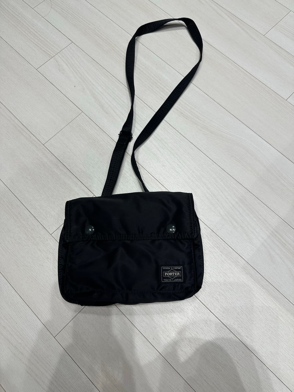 포터 탱커 숄더백 블랙 상품이미지2