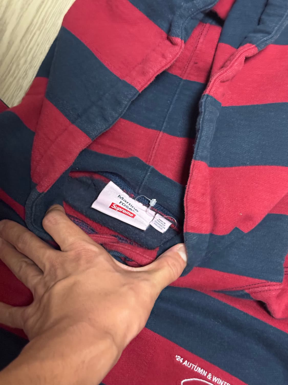 슈프림 마틴로즈 후드 스웨트셔츠 스트라이프 레드 네이비 상품이미지4