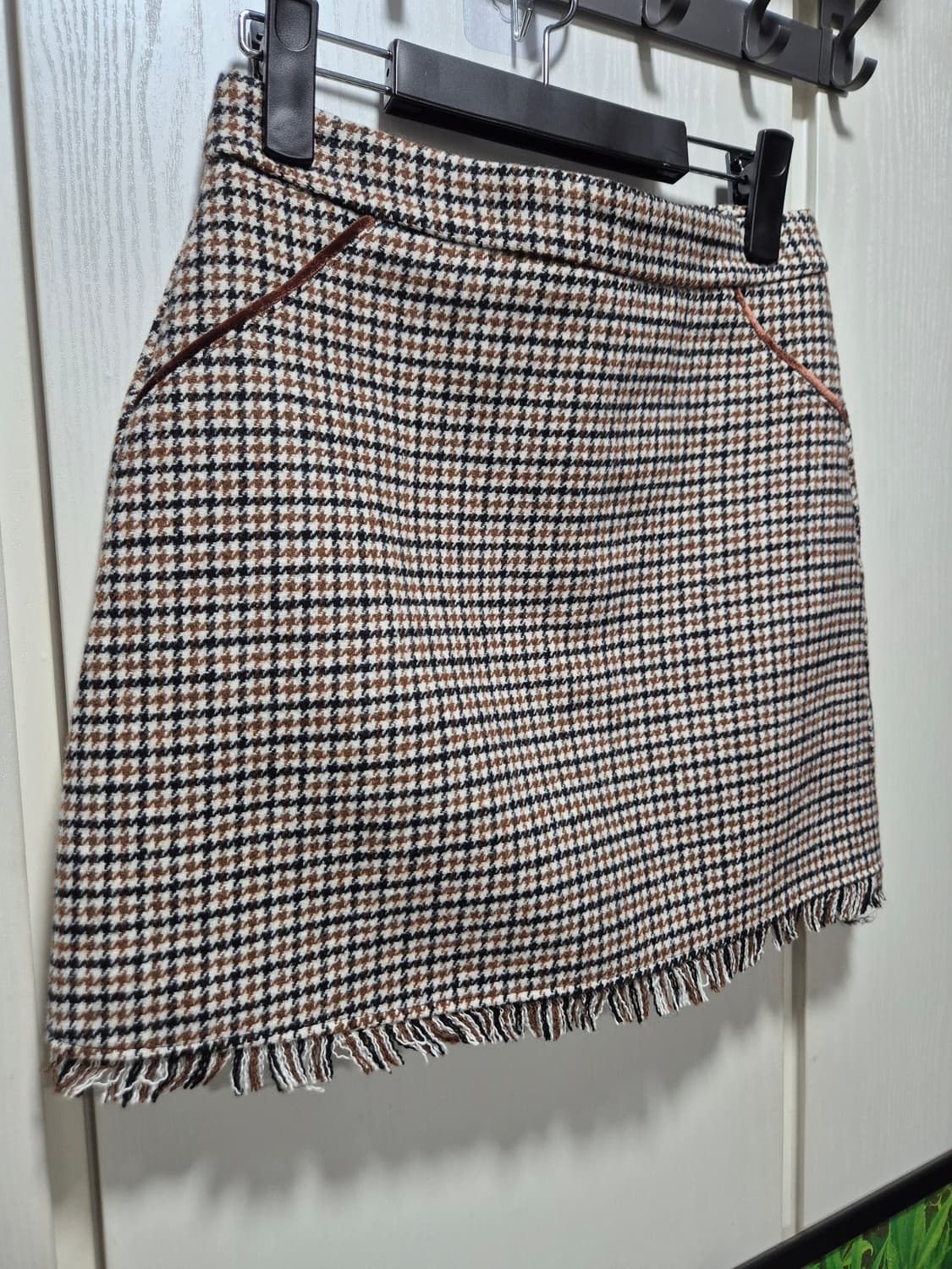 (세일)(새상품)NAIN 나인 체크 패턴 미니 스커트 상품이미지4