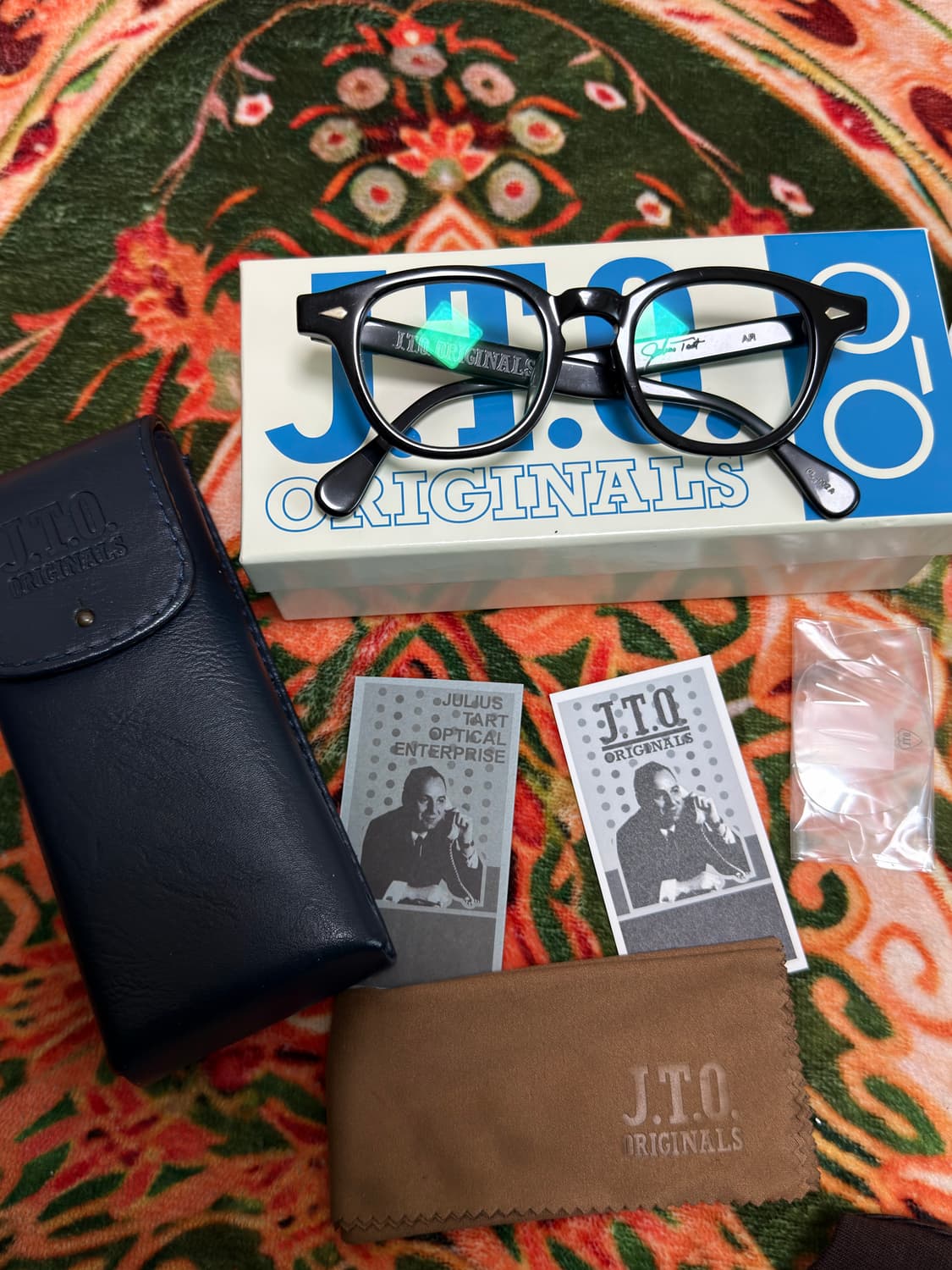 줄리어스 타르트 옵티컬 ar 뿔테안경 상품이미지1