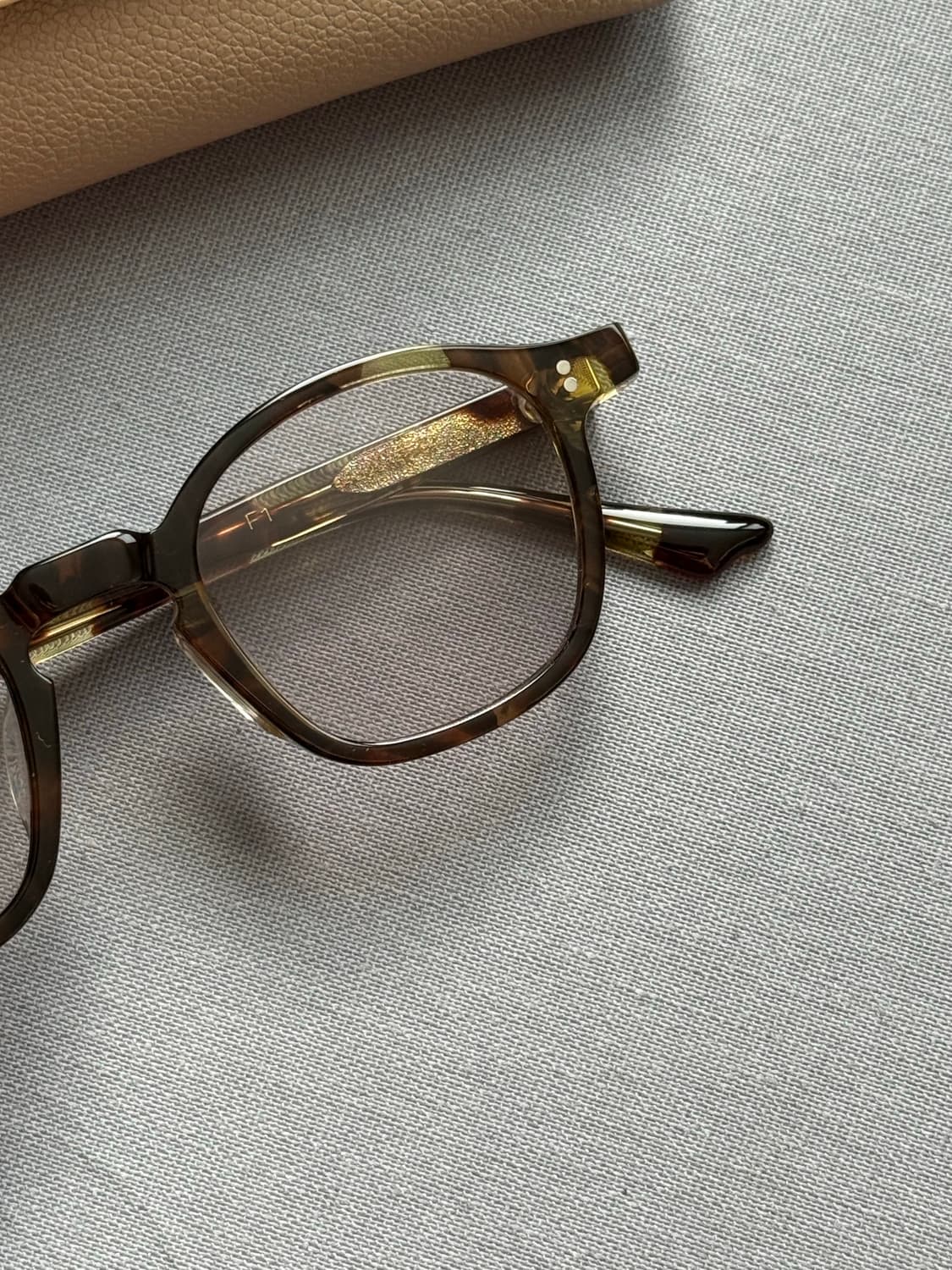 뉴아이웨어 Few 01 44-23 (브라운 사사)  상품이미지2