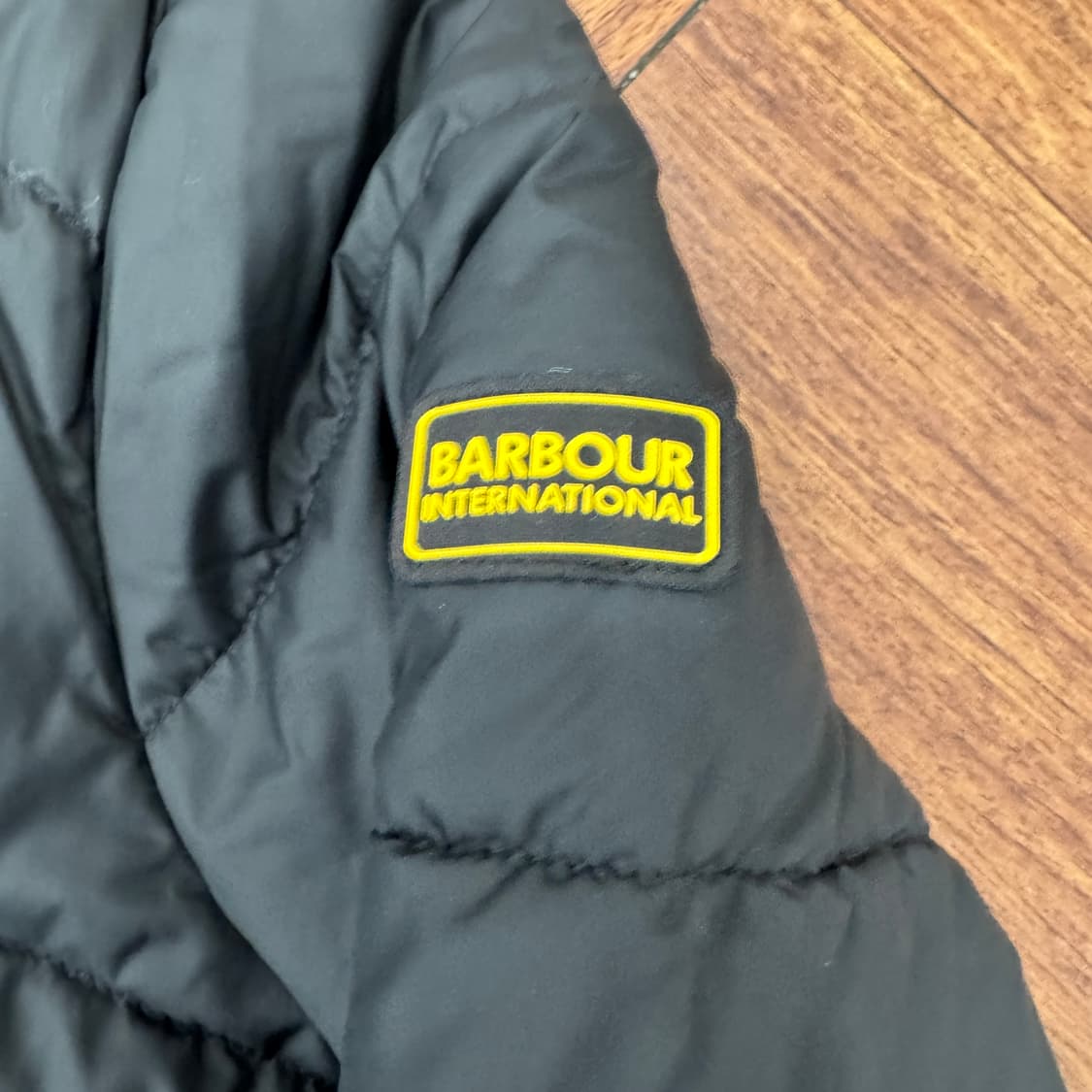 여성용 S(100) 바버 인터내셔널 매크니 퀼팅 패딩 자켓  상품이미지6