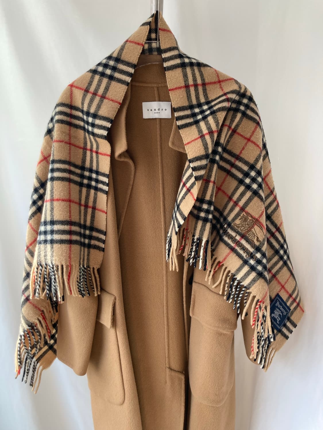 정품) 버버리 노바체크 울100 무릎담요 겸 숄 베이지 상품이미지8
