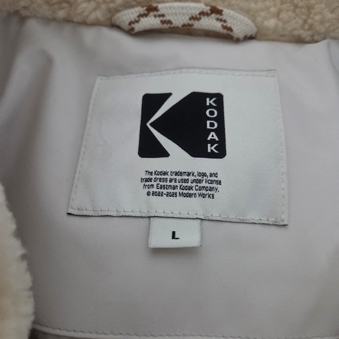 코닥 브라우니 숏패딩 (L.100) 판매해요 상품이미지4