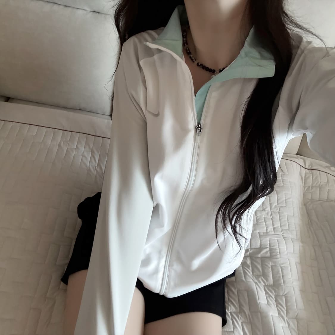 나이키 시나모롤 화이트 그레이 나그랑 바람막이  상품이미지2