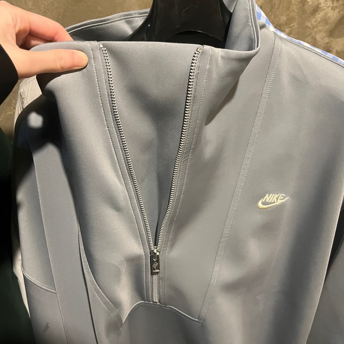 나이키 반집업 맨투맨 상품이미지3