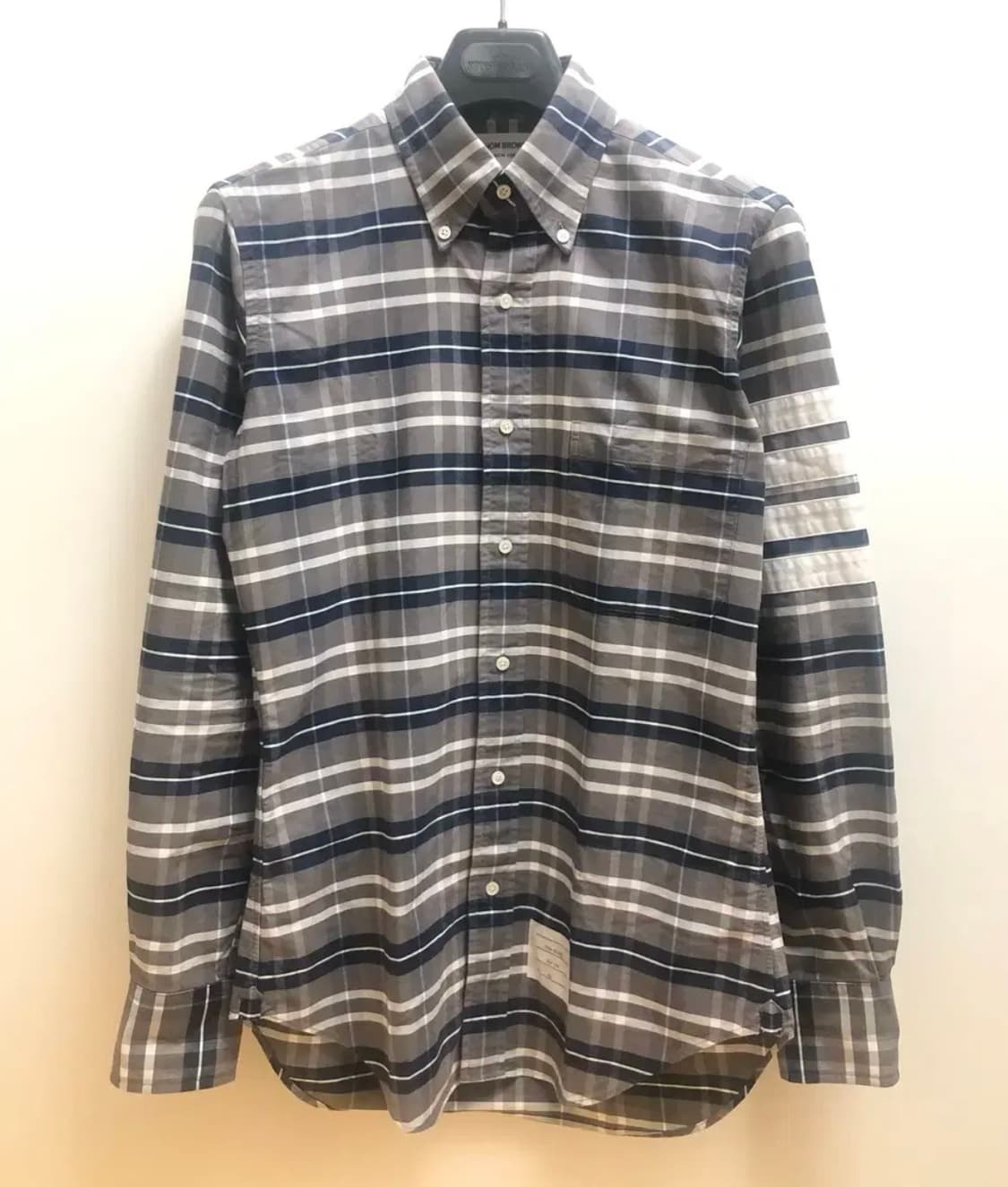 신품급)톰브라운 정품 도민준 셔츠 상품이미지2