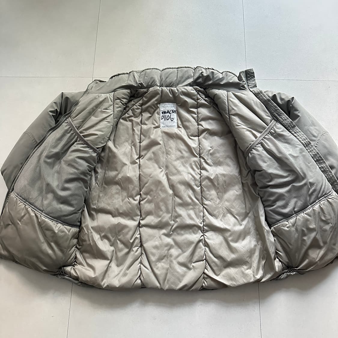 오리지널 미군 ECWCS Gen3 레벨7 프리마로프트 파카 L-R 상품이미지5