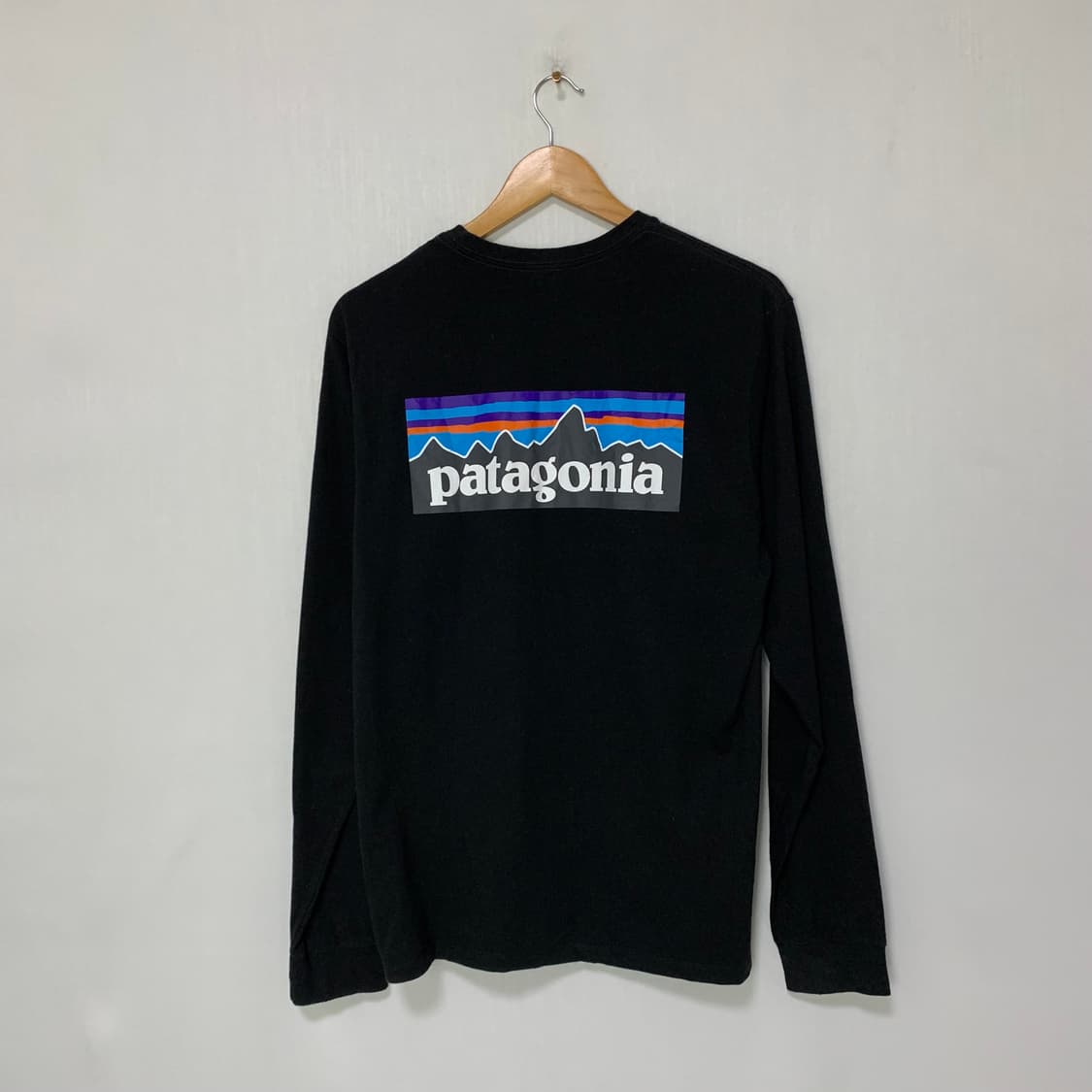 파타고니아 로고 프린팅 빈티지 롱슬리브 블랙 S 상품이미지5