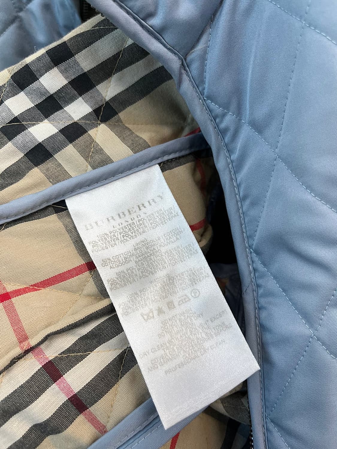 여) 버버리 스카이블루 퀼팅집업  상품이미지8