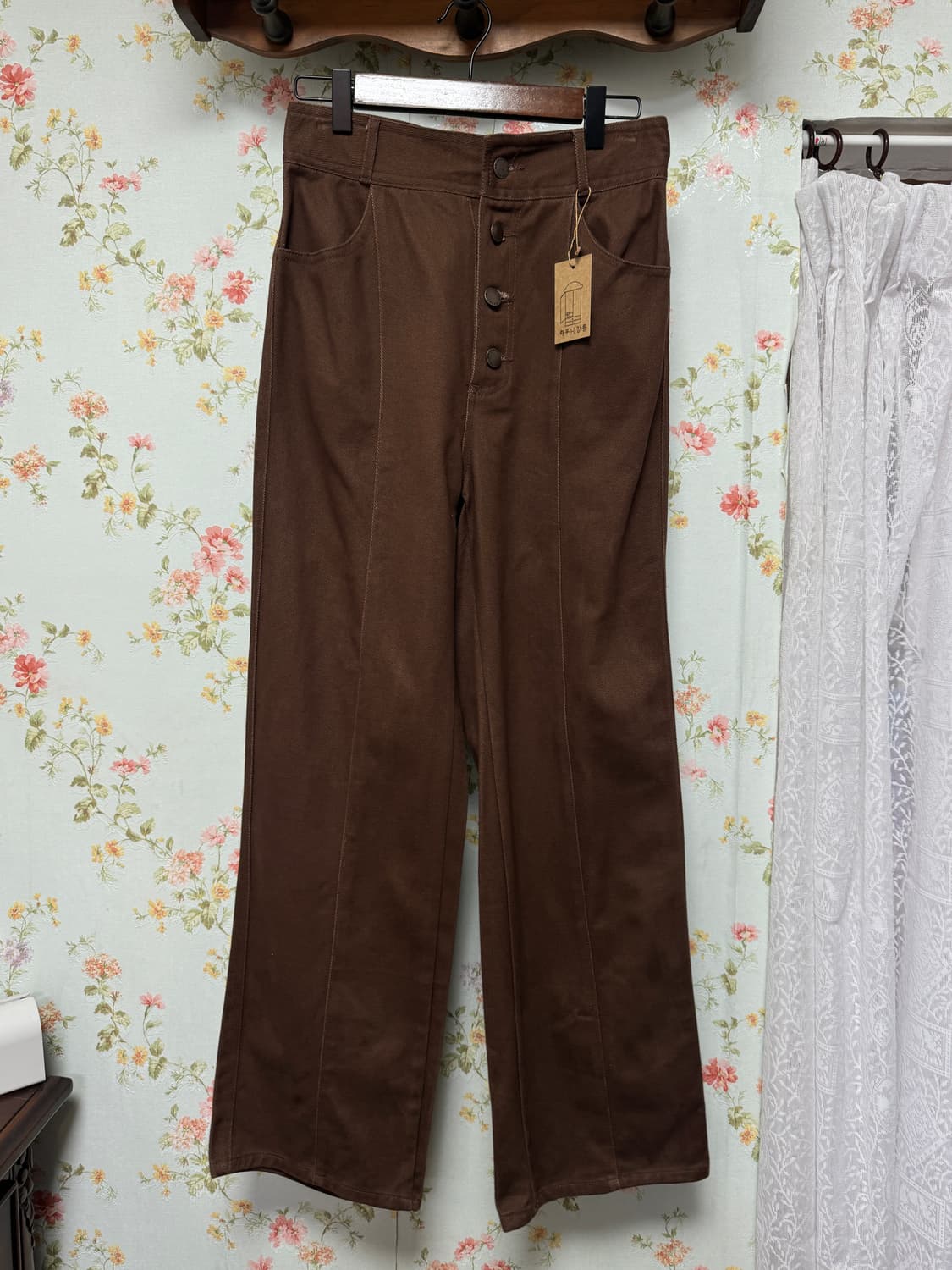 포버튼 브라운 팬츠 상품이미지1