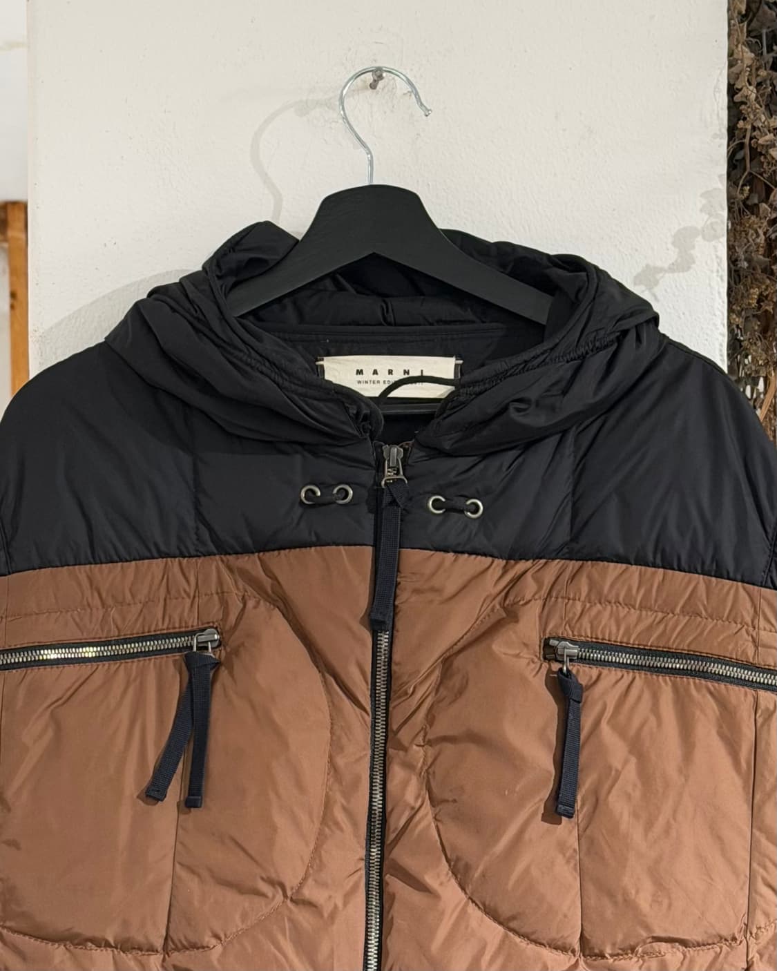 마르니 브라운 블랙 배색 윈터 컬렉션 2011 케이프 덕 다운 패딩 상품이미지4