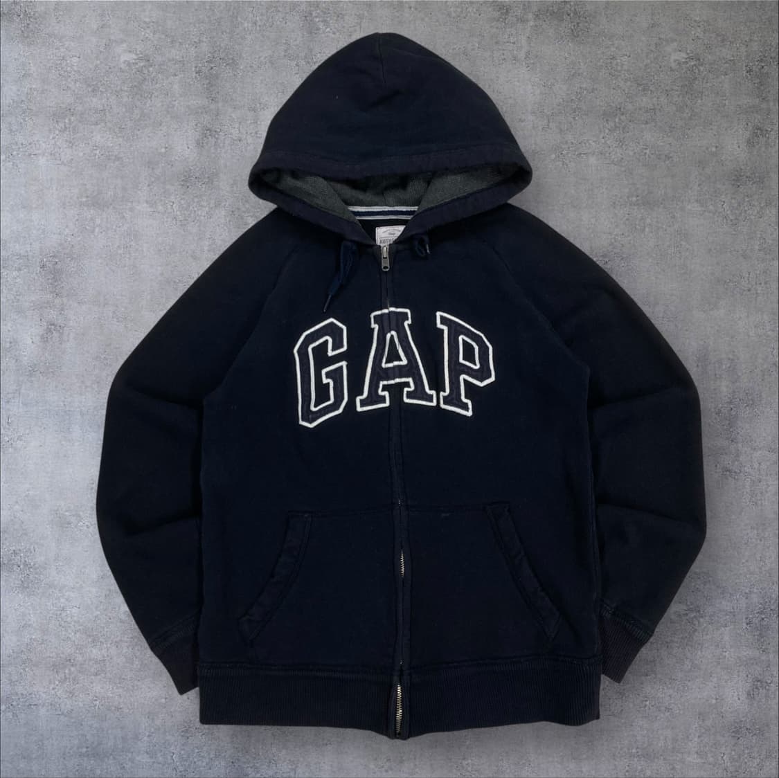 GAP 네이비 컬러 스펠아웃 빅로고 후드 집업 상품이미지1