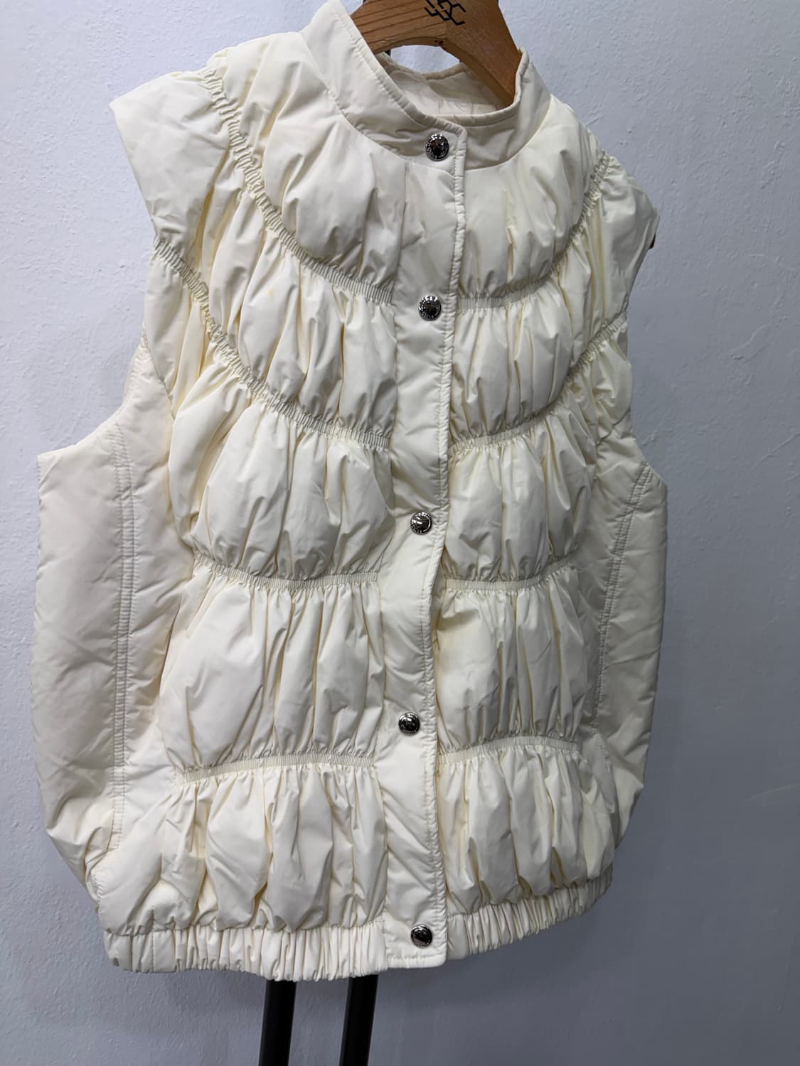 정품) chloe 끌로에 여성 패딩조끼 M 상품이미지2