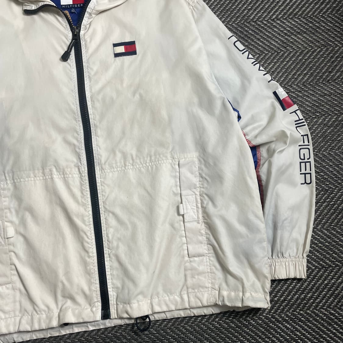 00s 타미힐피거 스펠아웃 빅로고 바람막이o 4758 상품이미지2