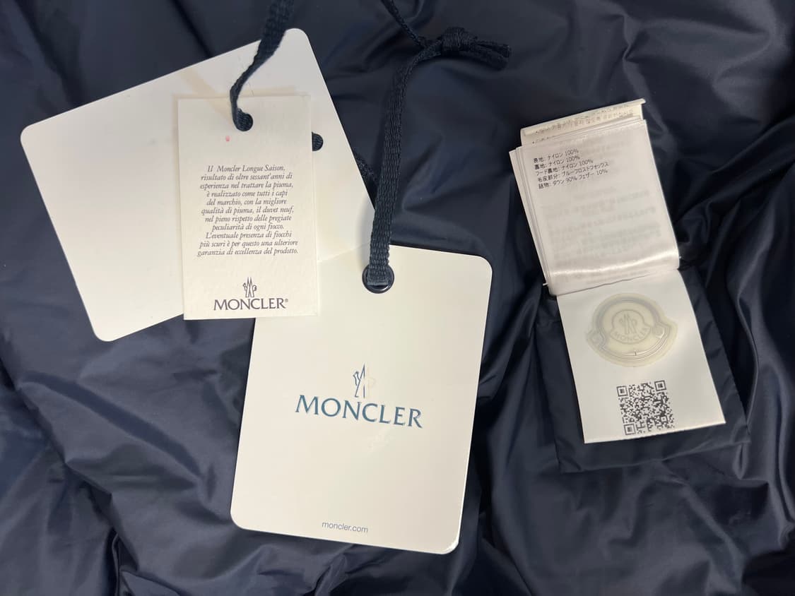 정품 몽클레어 네이비 패딩 14Y 상품이미지6