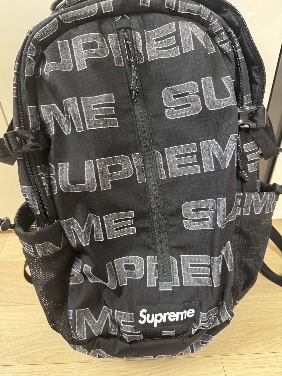 슈프림 백팩 21fw 상품이미지1