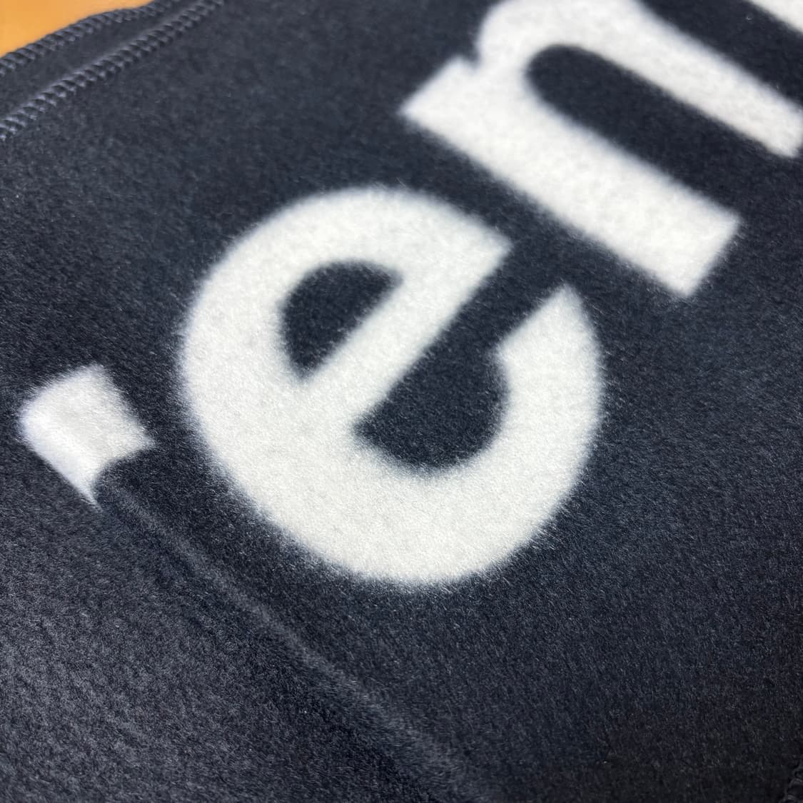 슈프림 머플러 목도리 로고 블랙 상품이미지7