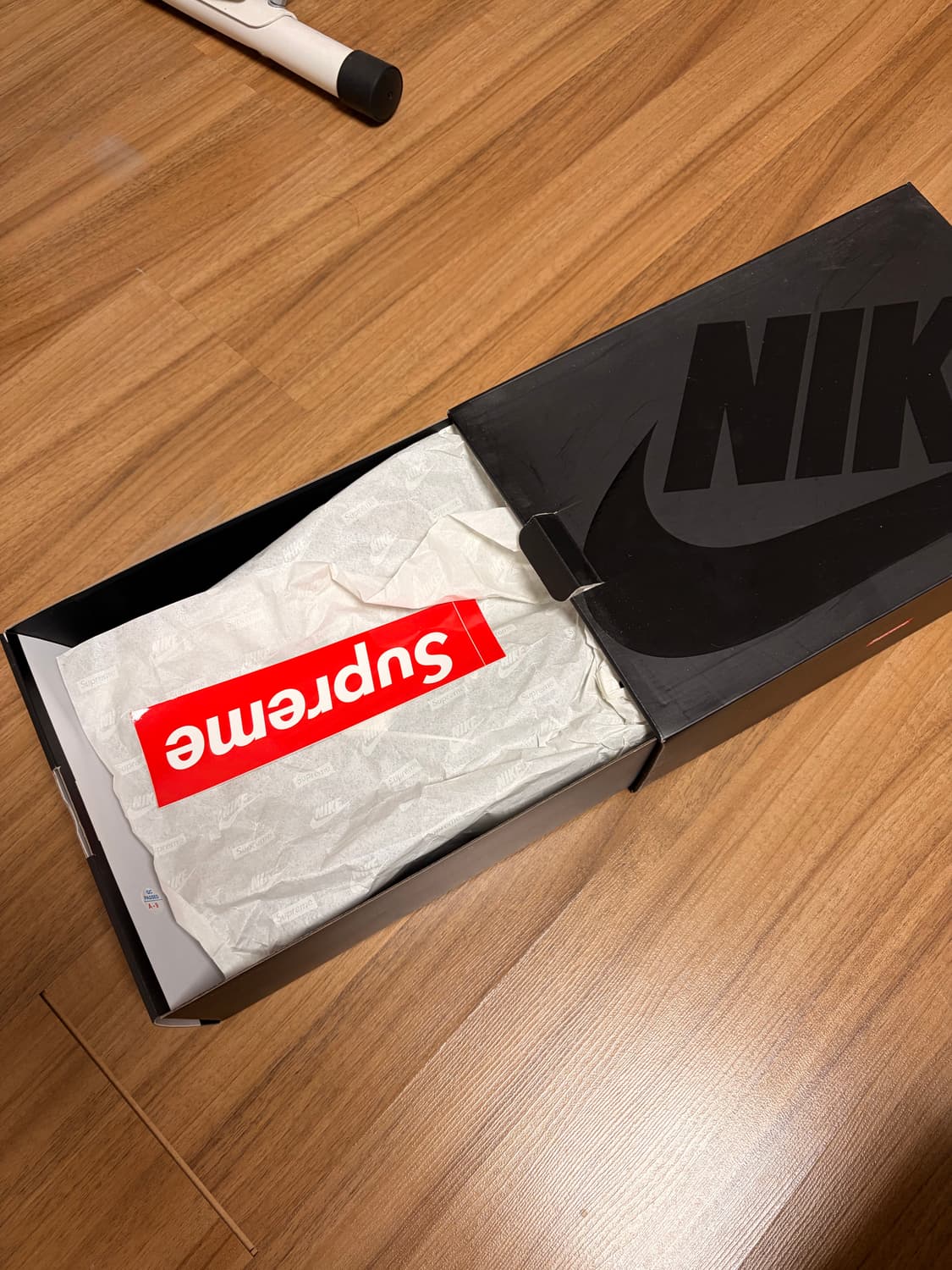 슈프림 에어맥스 96 카모 상품이미지2