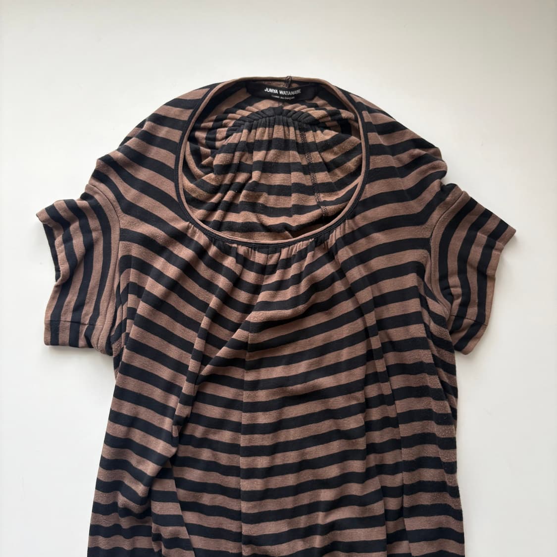 준야와타나베 아방가르드 셔링 스트라이프 티셔츠 상품이미지2
