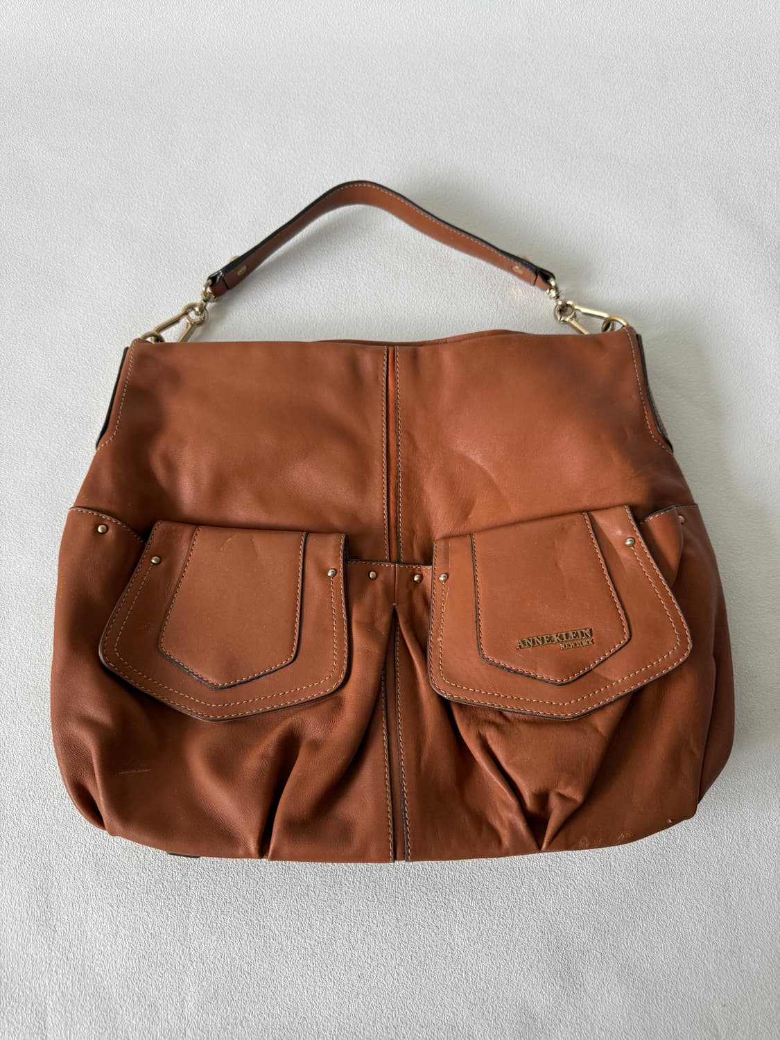 앤클라인(Anne Klein) 레더 숄더백(큰 사이즈) 상품이미지4