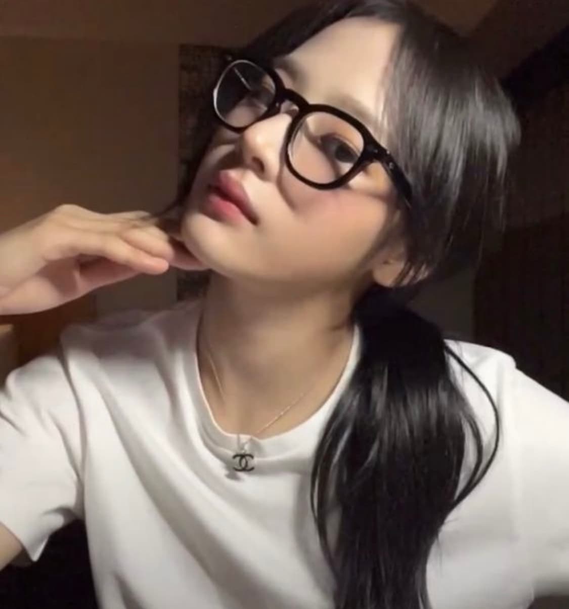 샤넬 CC로고 블랙 목걸이 (미듐) 상품이미지1