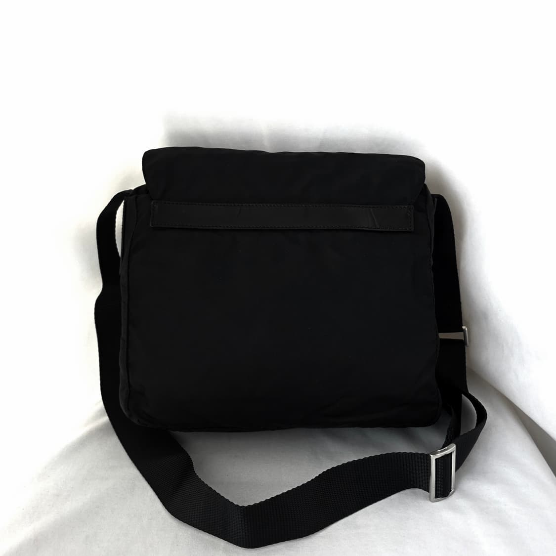 [정품 PRADA] 프라다 포코노 나일론 크로스백 주우재백 남녀공용 상품이미지3