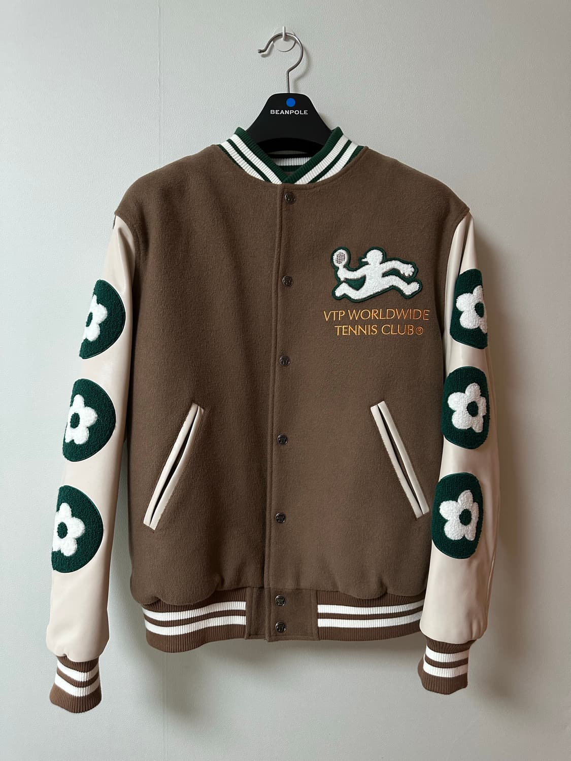 반디더핑크 테니스 바시티 자켓 브라운 상품이미지1