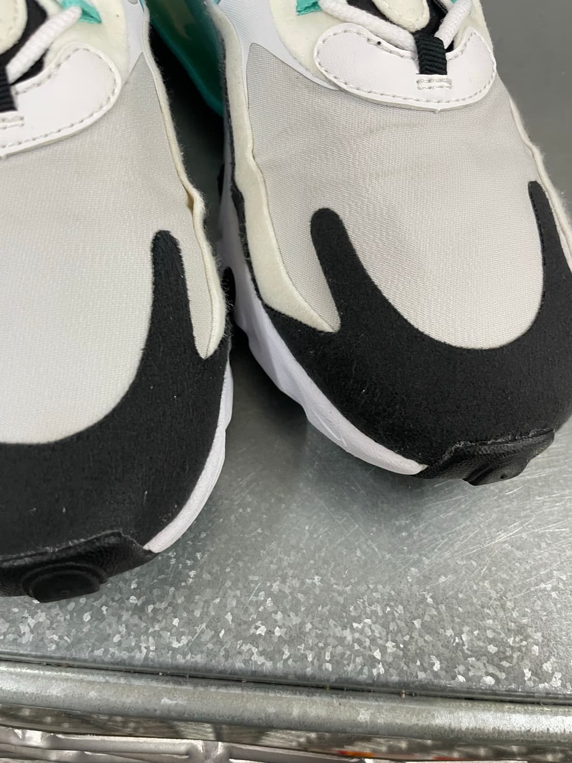 나이키 에어맥스 리액트 오로라 그린 270 상품이미지7