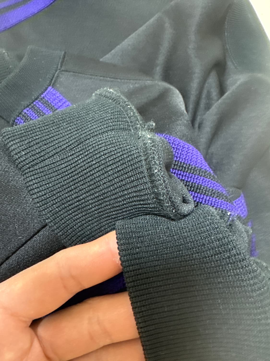 니들스 트랙 맨투맨 L사이즈 상품이미지6