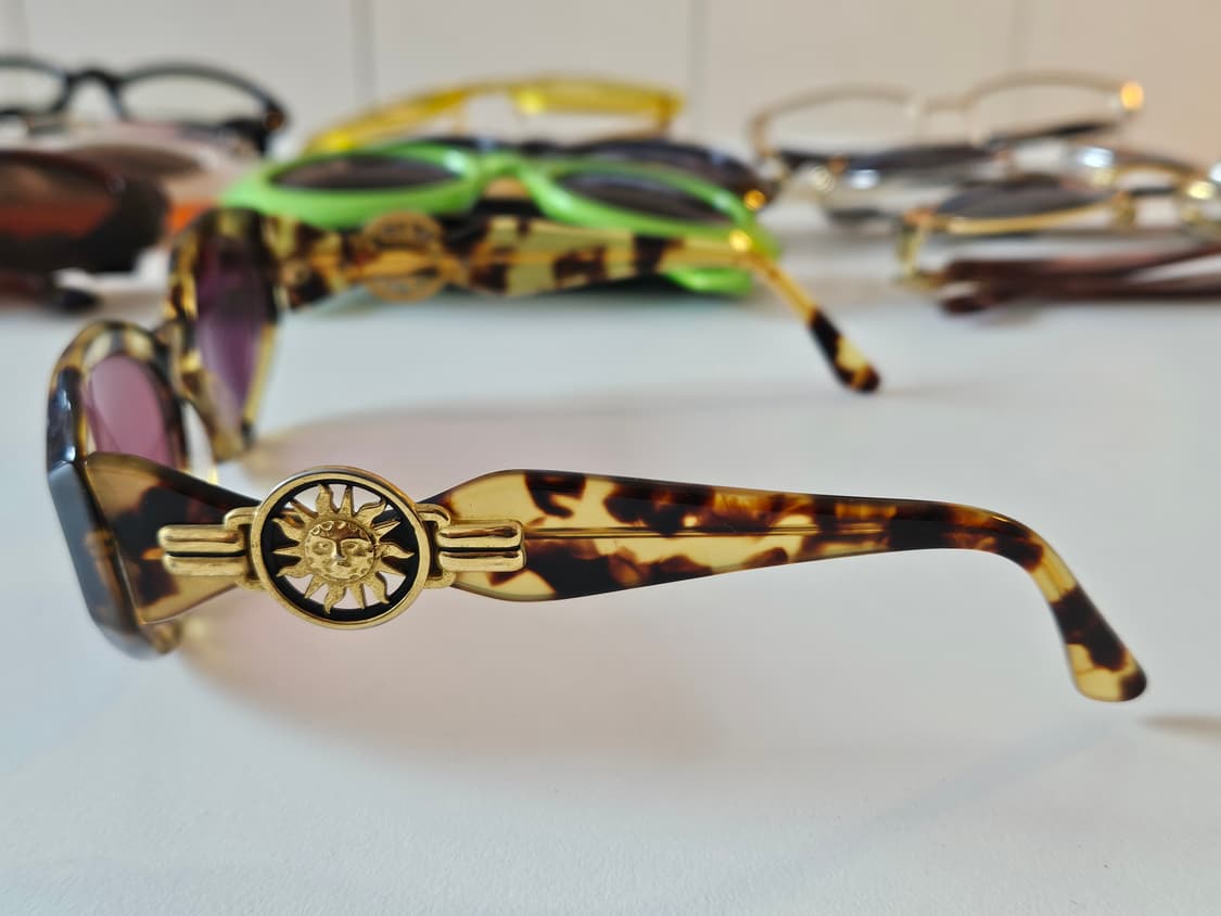 Versace Jeans Couture Sunglasses 상품이미지4