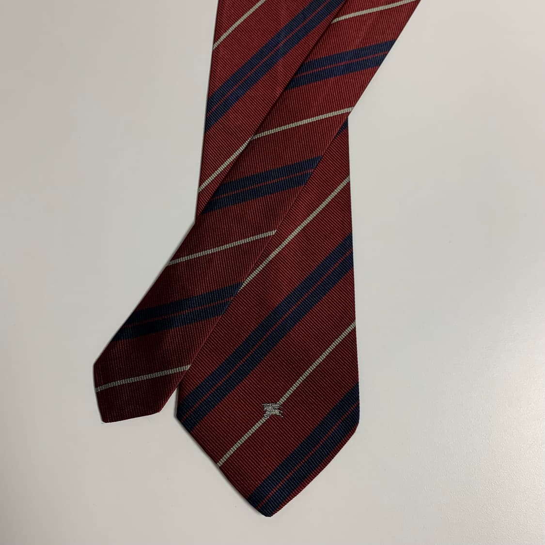 버버리(BURBERRY) 스트라이프 명품 100실크넥타이 8.9cm 상품이미지3